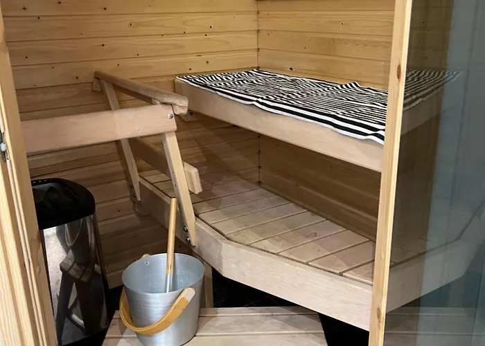 Next To The Railway Station Appartement